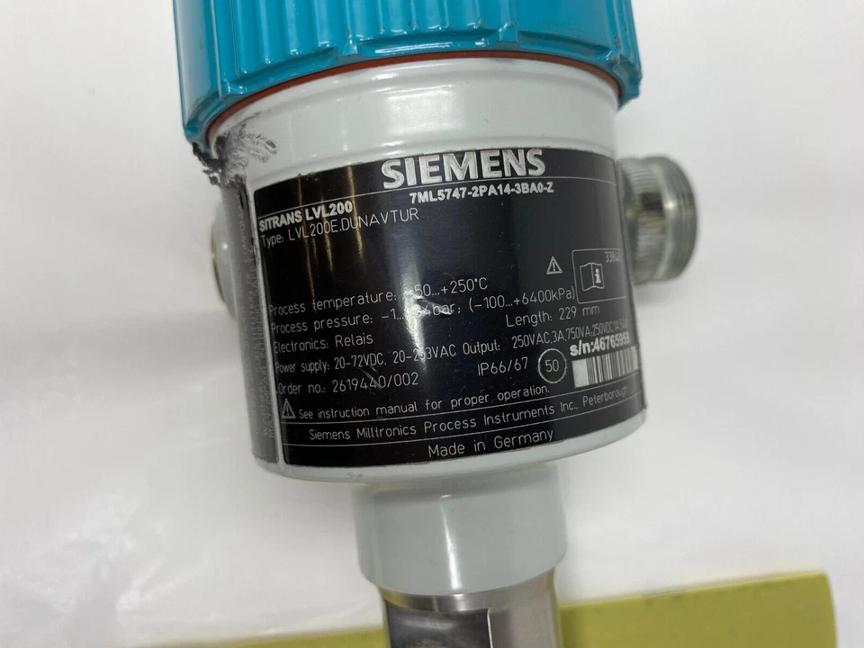 Siemens SITRANS LVL200 7ML5747-2PA14-3BA0-Z Vibrating Point Level Transmitter - Image 2 of 4