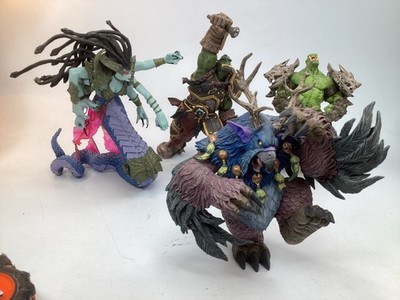 4 DC UNLIMITED Lady Vashj,Reygar, Moonkin Blizzard Entertainment lot (A3)