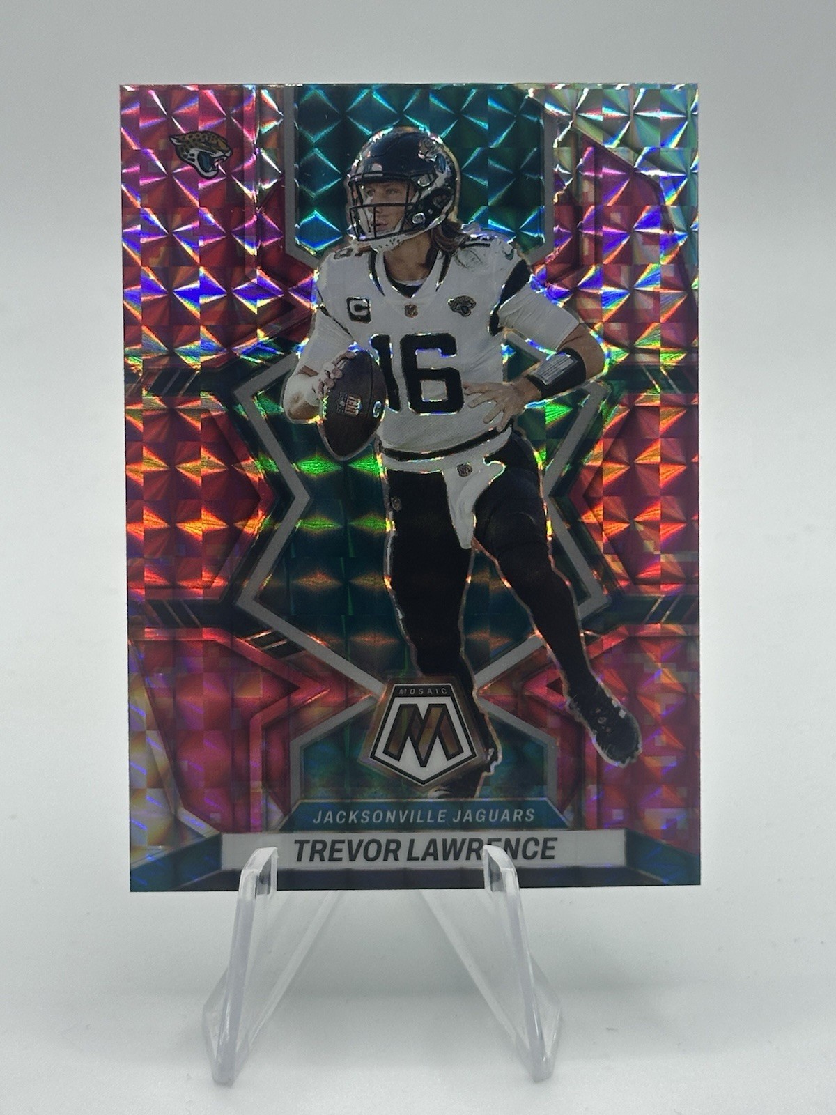 2022 Panini Mosaic Pink Camo Mosaic Prizm - Trevor Lawrence #88 (NM)