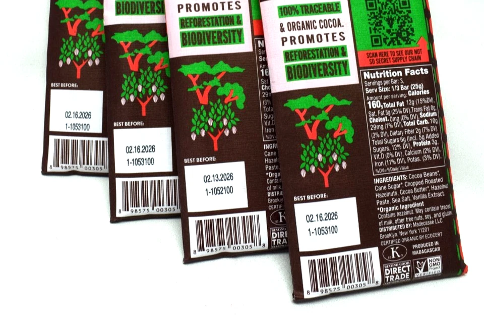 Barra de avellana tostada con chocolate negro Beyond Good, 2,64 OZ, paquete de cuatro Foto 3 de 3