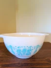 Vintage Pyrex Amish Butterprint Blue/White Cinderella Bowl 441 Vintage  1 1/2 Pt