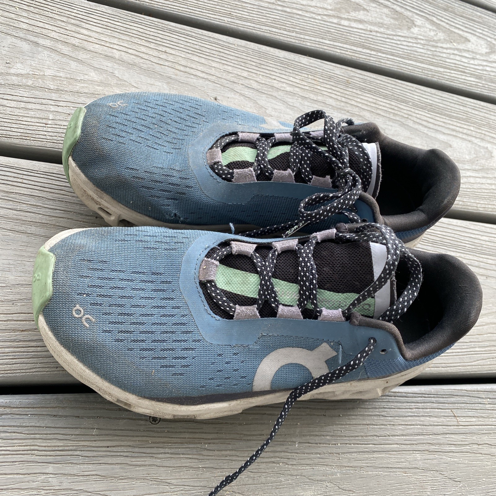 On Cloud Running Shoes - image 5