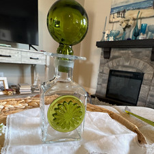 Clear Square Glass Decanter with Green Stopper Lid, Decorative.RAINBOW GLASS