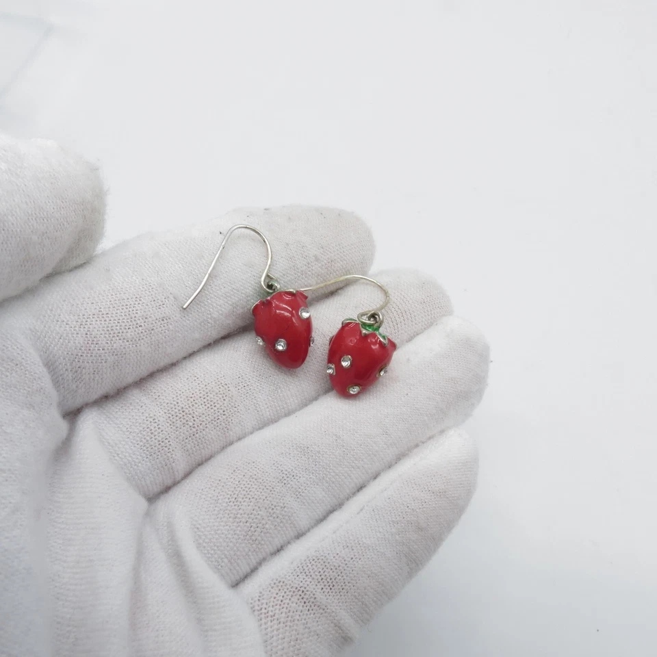 Linda coqueta pendientes colgantes fresa esmalte rojo verde tono plata  Foto 4 de 4