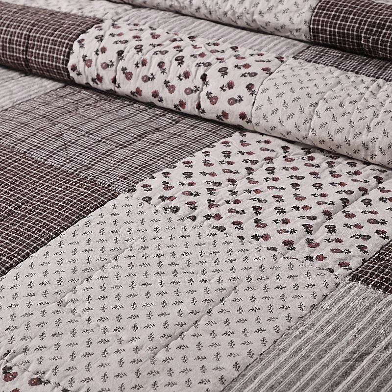 Лоскутное одеяло Florette California King Quilt. Бренды VHC. Коричневый, красный, белый - Изображение 2 из 2