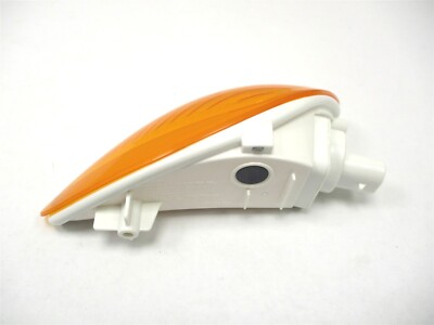 6101885C1 NEW INTERNATIONAL LEFT TURN SIGNAL LIGHT 1223-001 1223