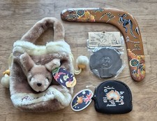 Australia Gift Set - Boomerang, Coin Purse X 2, Bag