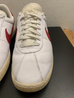 nikelab bruin leather white red