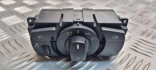 BMW 5 E60 Scheinwerferschalter 6953736 3.00 Diesel 2006 31114974
