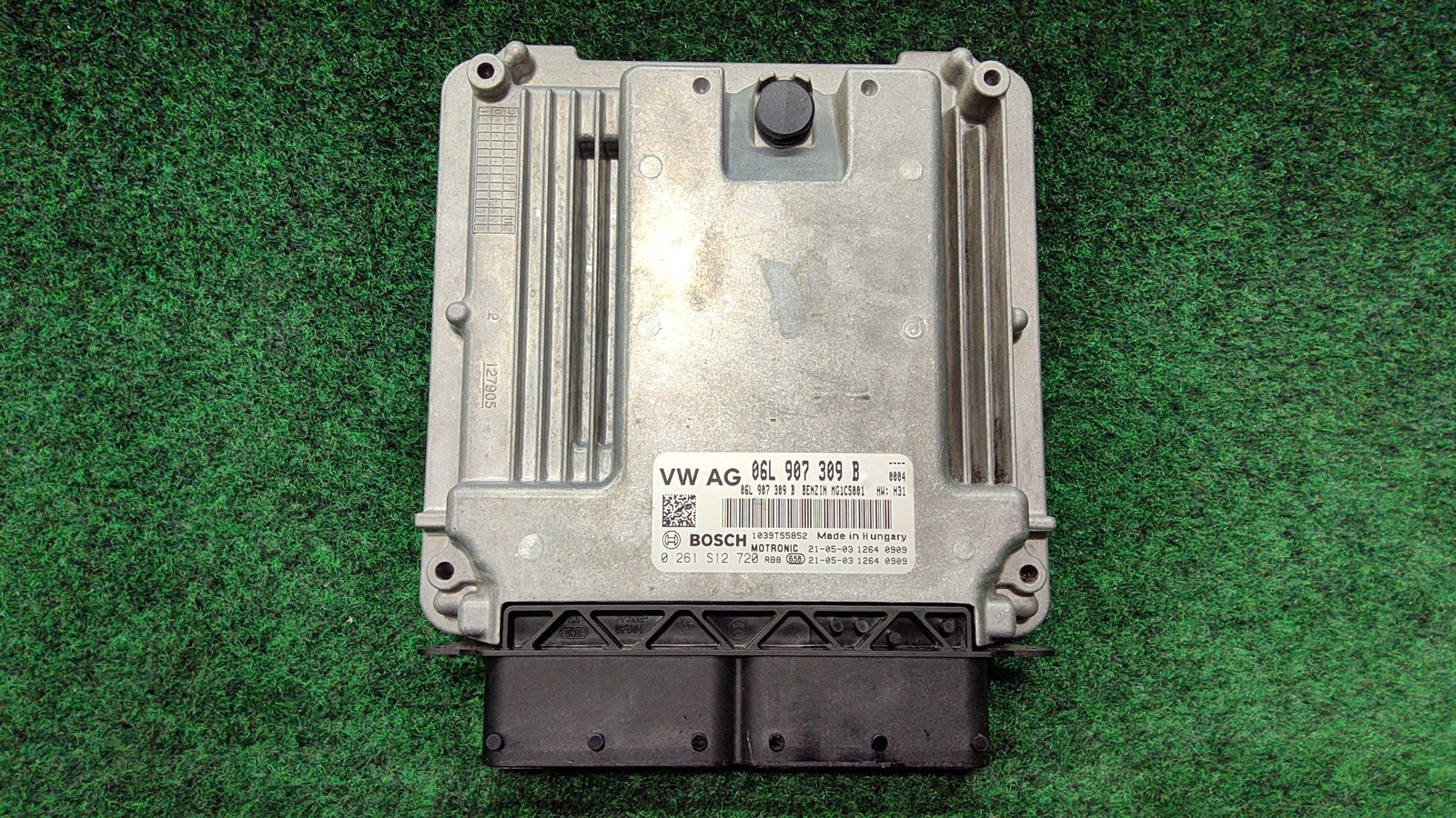 2021 Audi Control unit for petrol engine 40K MLS OEM 83A907115D