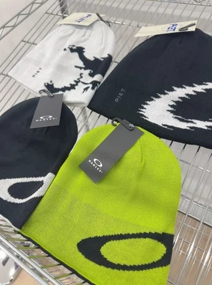 Unisex Vintage Oakley Limited Cold Cap Two-Color Ski Knit Cap Men/Women Adult