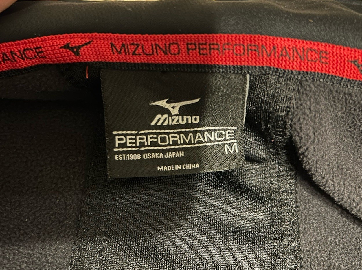 Mizuno Performance Windlite Medium Beach Volleyba… - image 14