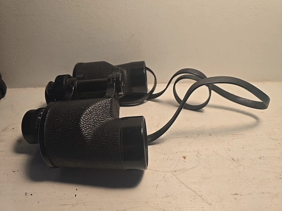 Vintage Canon 8x30 Binoculars w/ Case  - Image 3 of 4