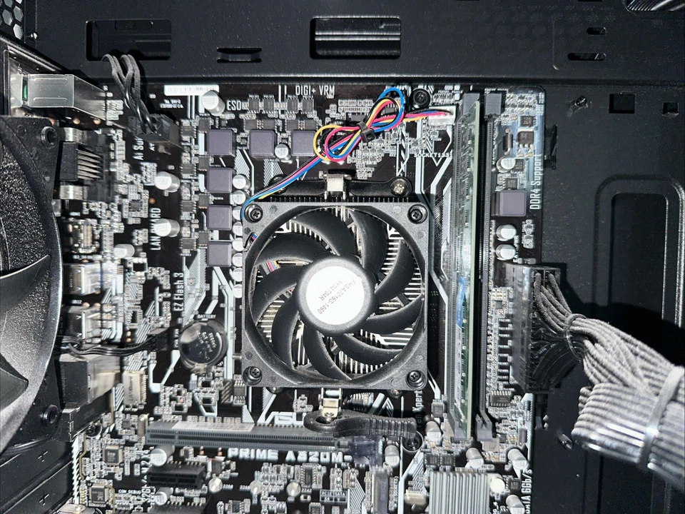 Gaming Pc and monitor   - Image 4 of 4