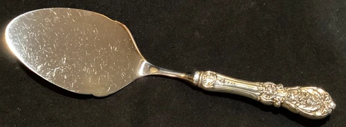 Vintage Reed & Barton Sterling Silver Handled Francis I Pastry Server 9 3/4”