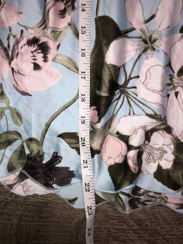Victoria’s Secret Here Comes the Bride Satin Cami Blue Floral V-Neck Lace Trim M - Picture 5 of 9