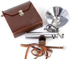 Canon Flash Unit Model B-11 in Case for Rangefinder Cameras