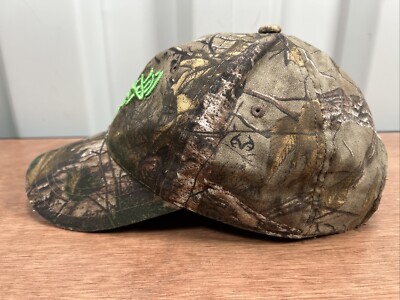 Signatures Buck Wear Camo Lime Green Deer Logo RealTree Camouflage