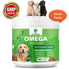 Bacon flavored Omega 3 Fish Oil dog skin and hair management chewable tablets