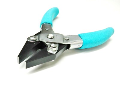 Parallel Action Pliers Flat Nose Smooth Jaw 5-1/2'' Soft Grip 140mm with Spring