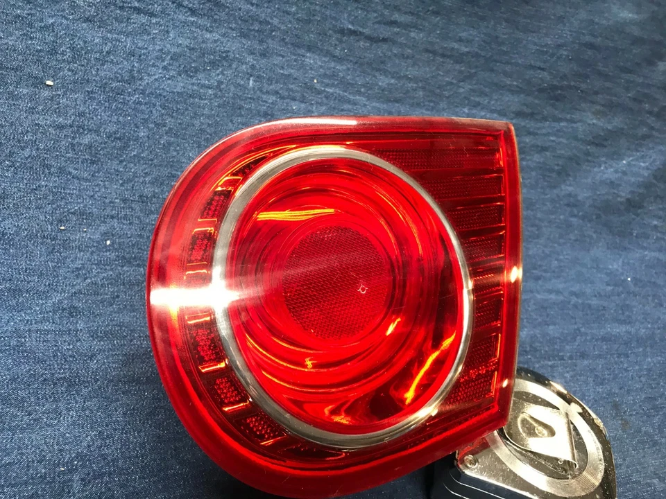 2004 2005 2006 Kia Amanti правая сторона внутренний задний фонарь в сборе - Изображение 3 из 4