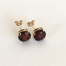 P2140 New 14k Solid yellow Gold Garnet Earrings Studs Round Gemstone 8 8mm