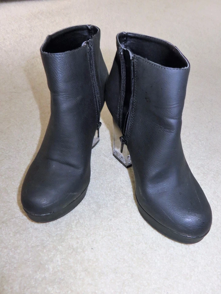 Deena & Ozzy Urban Outfitters Chunky Transparent Heels Leather Shoes Boots Sz 6 - Image 2 of 4