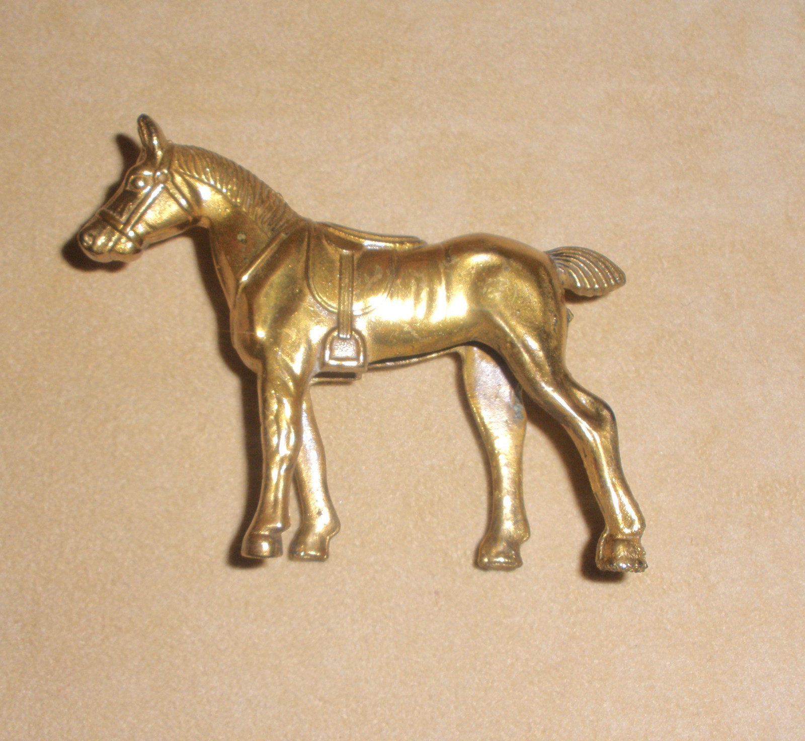 80’s Matte Gold and Pearl Horse Pin main image 1