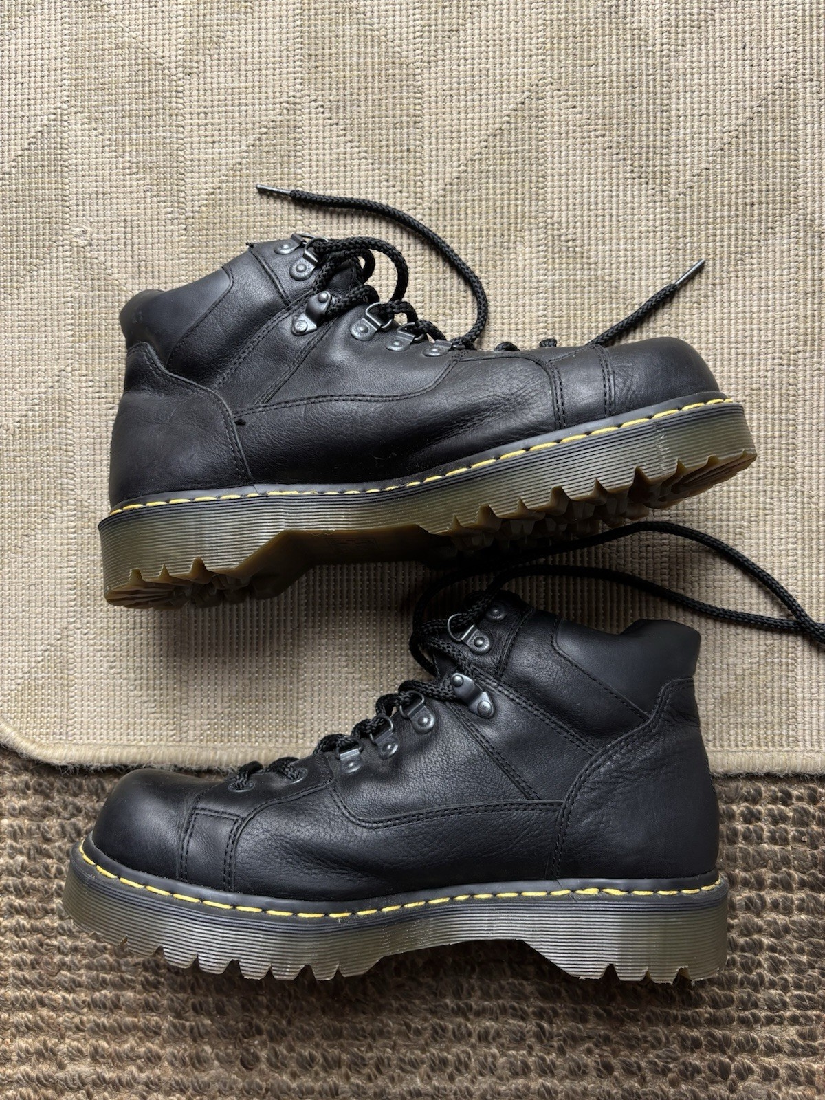 Dr. Martens 8699 Shoes Men's 12 Black Leather Round Toe Lace Up Bex Sole Boots