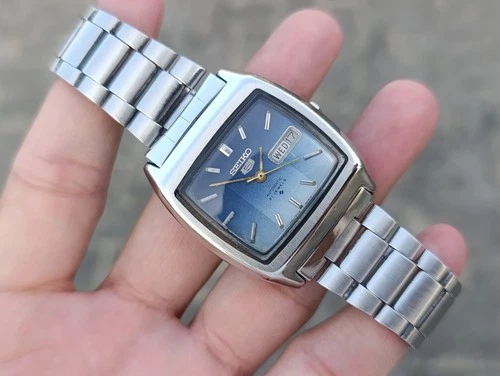 Vintage SEIKO 5 TV Automatic Day-Date Blue Dial Men's Japanese Wristwatch