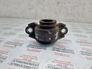 AUDI A4 Avant 8E5, B6 Stabilisatorhalterung vorne rechts 4D0411336D 31474399