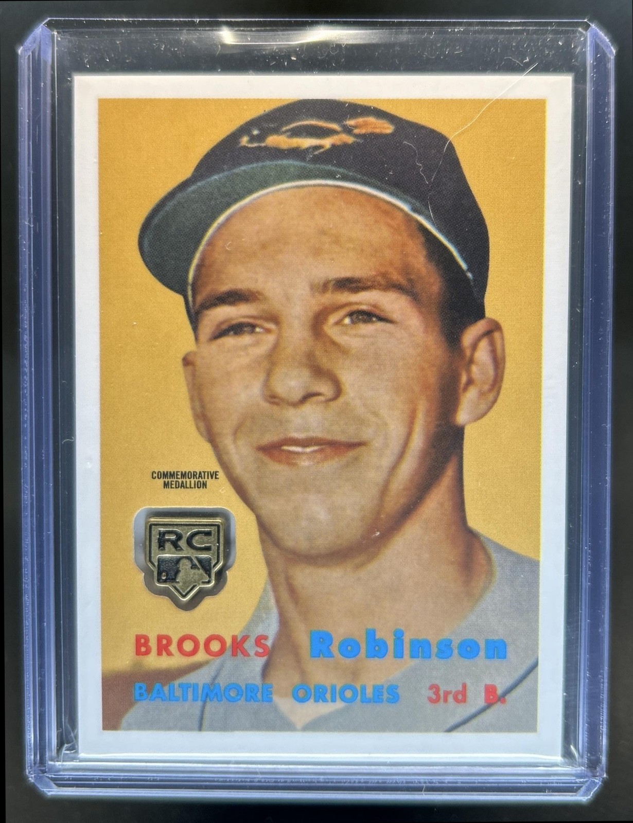 Brooks Robinson #RCR-BR 2020 Topps Baseball Rookie Card Retrospective RC Logo Medallions