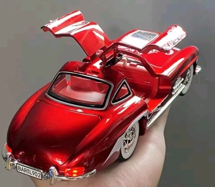 JakeSpecial – 1:24 Scale Benz 300SL Diecast Model Car Coca-Cola COKE - Immagine 4 di 4