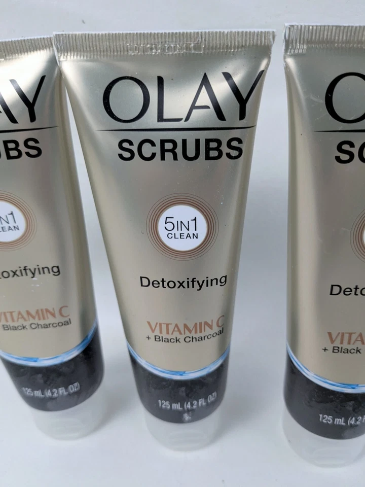 3~OLAY SCRUBS Detoxifying Face Scrub 5In1 Clean Vitamin C+Black Charcoal VHTF - Image 3 of 4