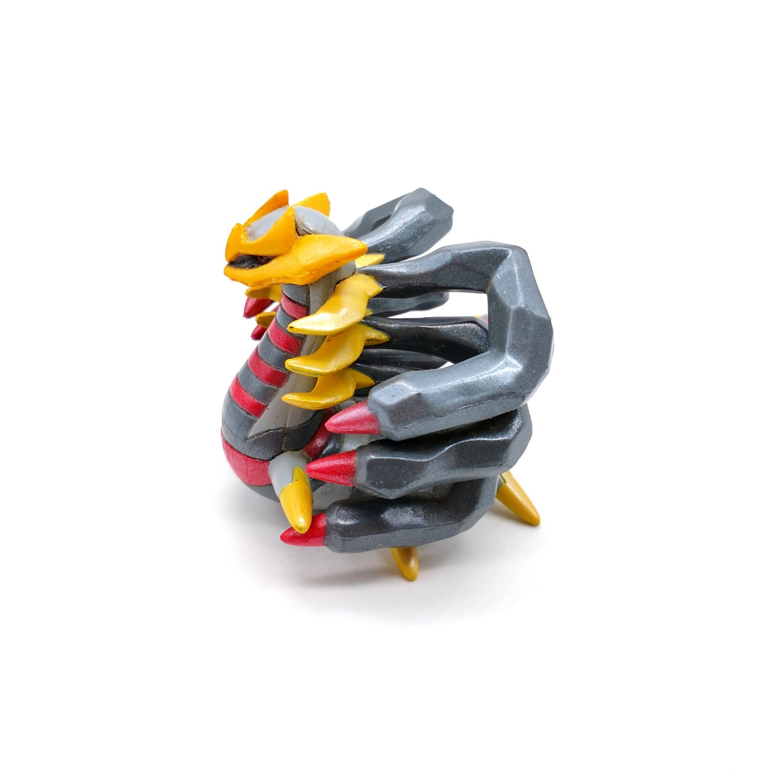 Giratina pokemon lendarios segunda geracao tomy 9305700