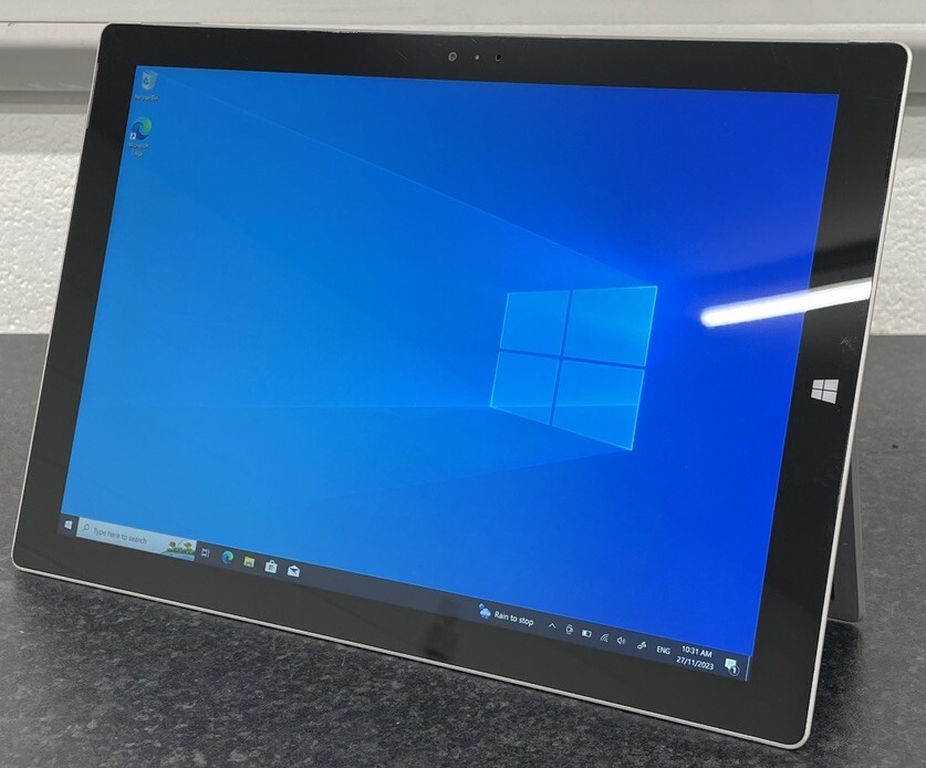 ■美品 Surface Pro3 Core i5/SSD 128GB/キーボード 即日発送】Microsoft Surface Pro3 中古 純正キーボード（青