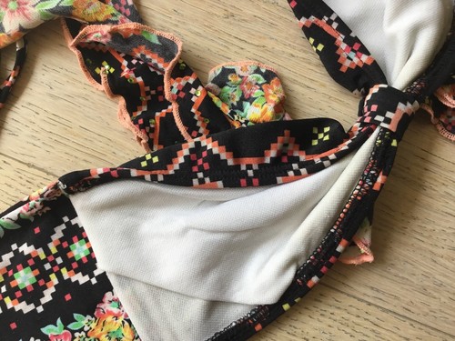 Luli Fama BIKINI SET brazilian floral yellow Black Red Ruffle crystallized XS - Picture 5 of 6