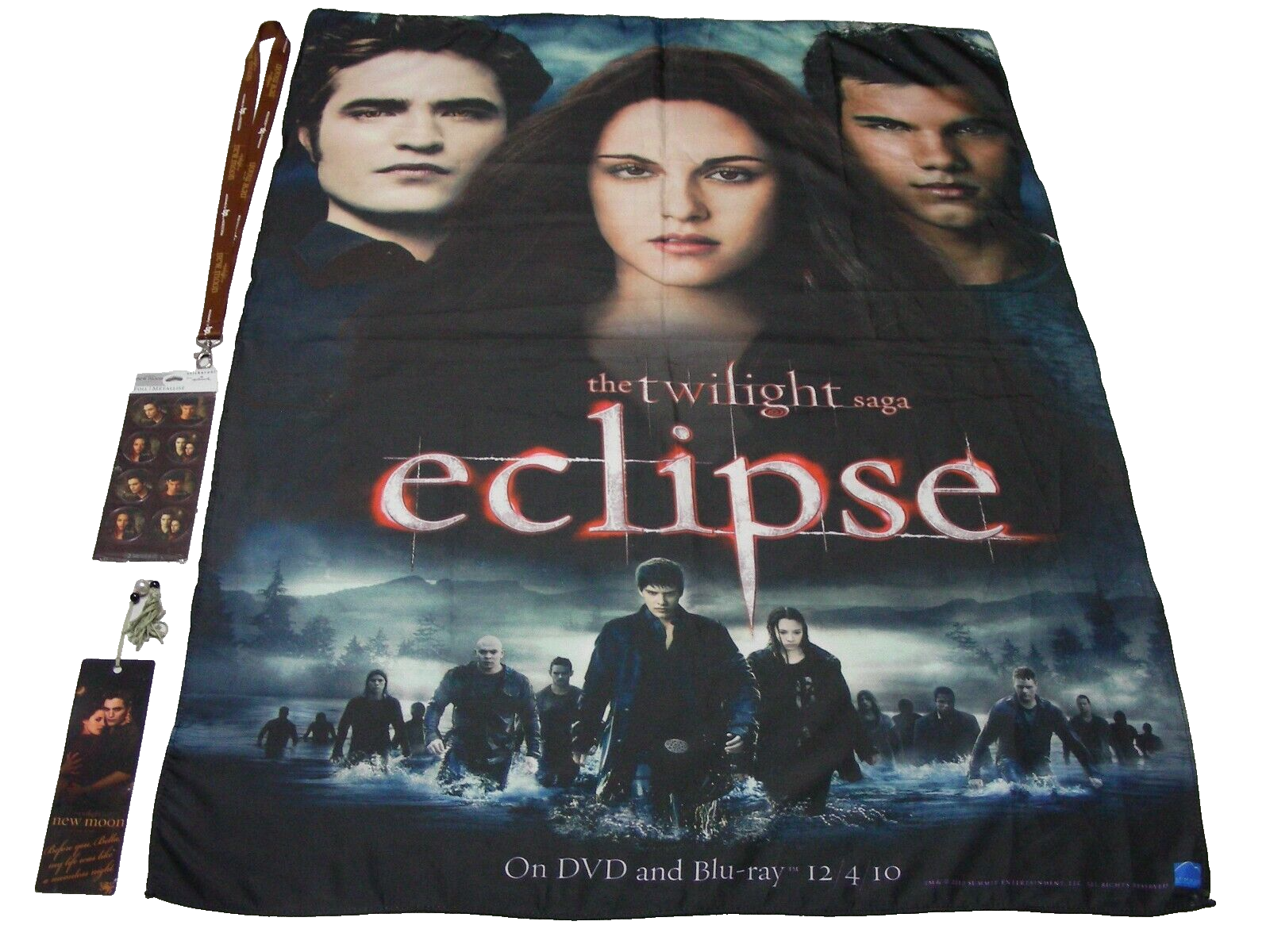 TWILIGHT SAGA LOT - 29" x 38" Banner, Lanyard, Bookmark, &amp; Stickers!