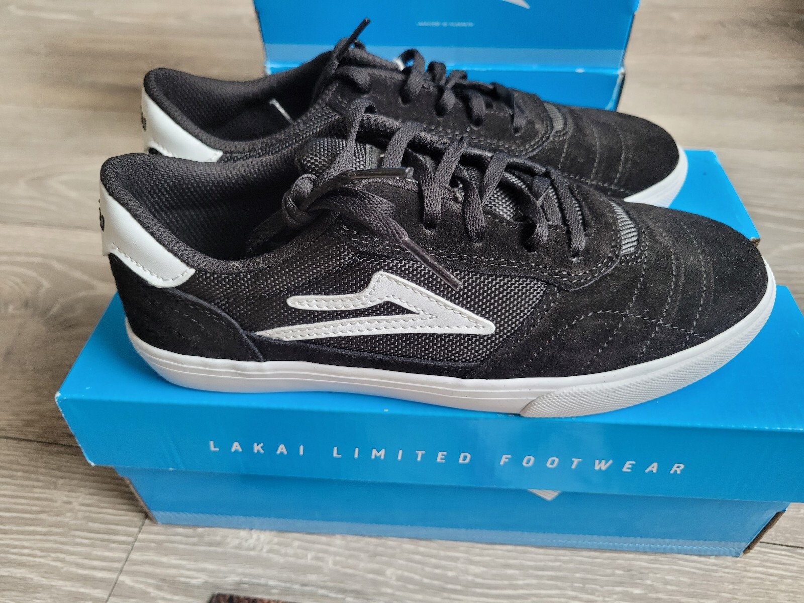 Lakai Cambridge Kids' Skate Shoes Black/White Suede Trainers Size UK 4 RRP £55 image 8
