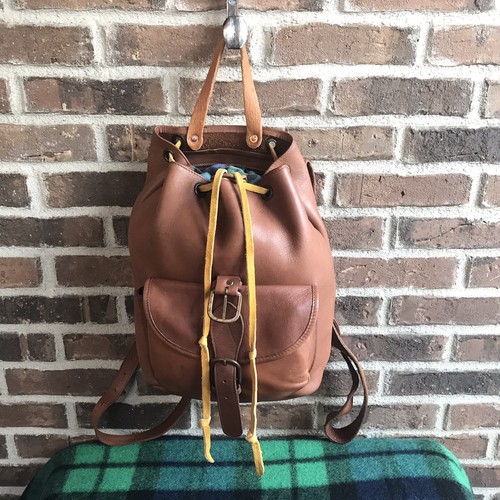 HANDMADE VINTAGE 1980s BRITISH TAN GLOVE LEATHER BACKPACK RUCKSACK BAG R$598 - Picture 12 of 12