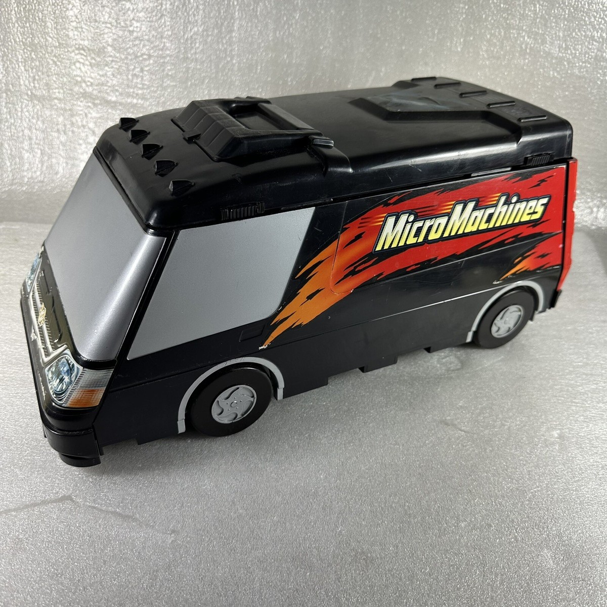 Vintage Micro Machines Super Van City Playset W/ Cars Black Fold