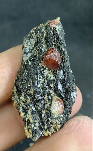 1130 Carats Zircon Specimens Lot Of 07 Pieces. - Picture 17 of 21