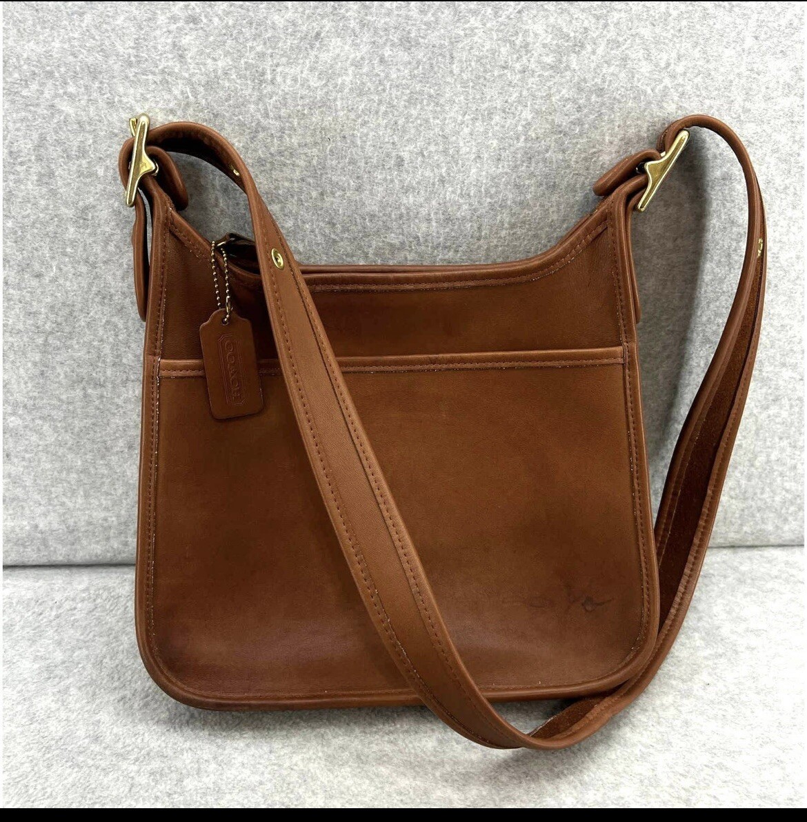 Coach Vintage Legacy Bag Zip #9966 British Tan Leather Coach Vintage Legacy Bag Zip #9966 British Tan Leather