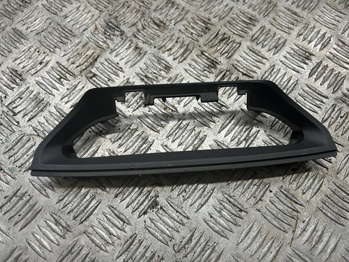 BMW X1 F48 F49 2017 Verkleidung Kombiinstrument Cockpit 9292129 ABM20621