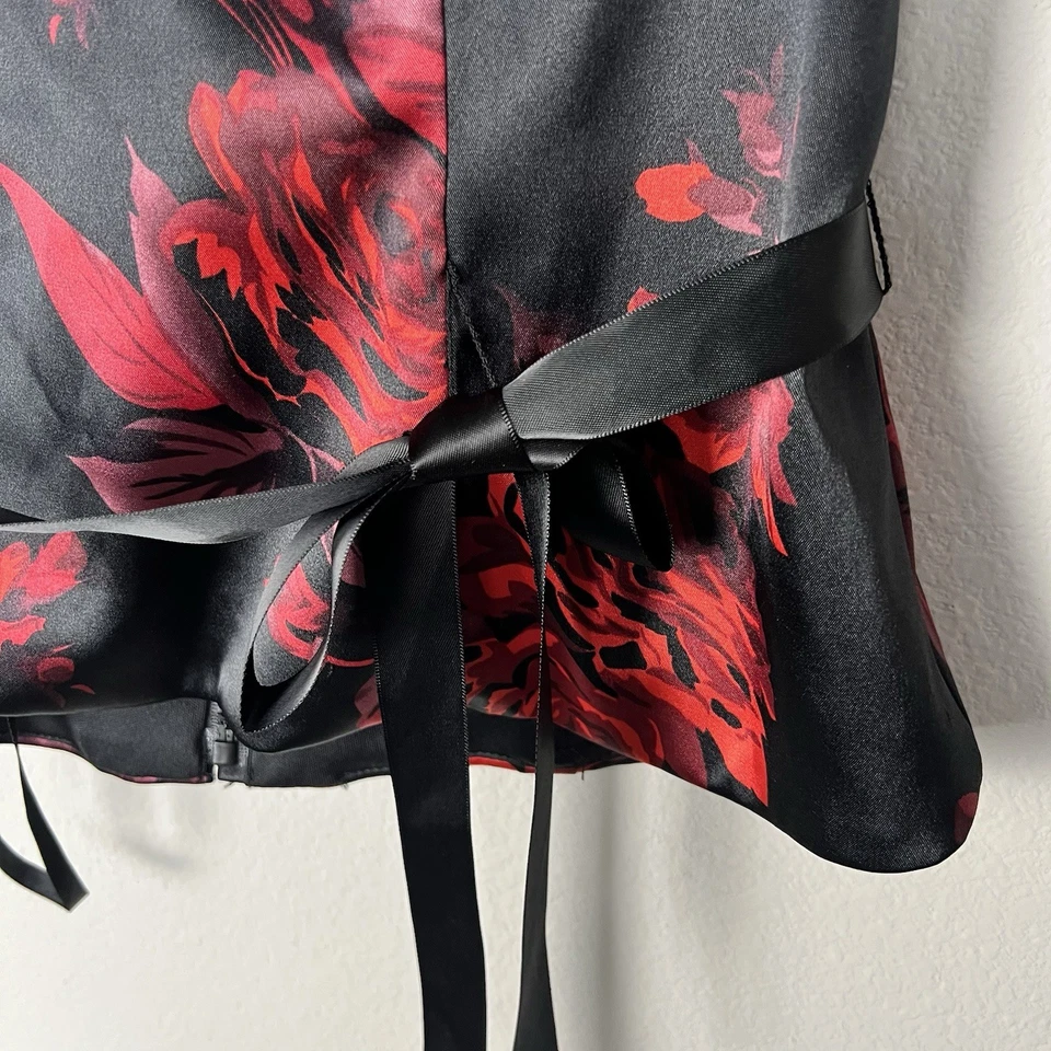 Dark Floral Satin Halter Top Womens 10 Whimsigoth Fairy Gothic Y2K Vintage 90s - image 4 of 4