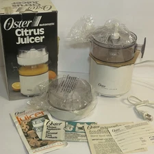 Vintage Oster Automatic Electric Citrus Juicer 20-oz Model 4100-08
