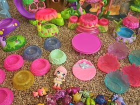 Hatchimals Large Lot Of 150 Assorted Colleggtables Mixed Season & Accessories 