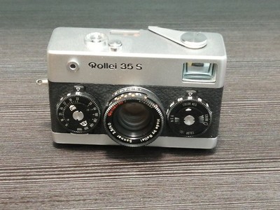 Rolleo 35 S + Sonnar Rollei HFT Lens f/2,8 40mm Kompaktkamera
