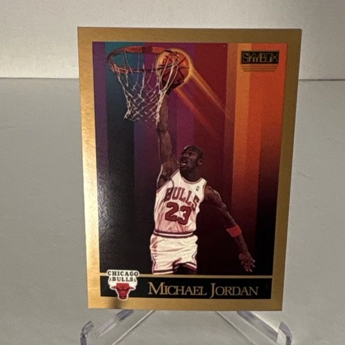 SkyBox 1990-91 Michael Jordan Chicago Bulls Basketball Card #41