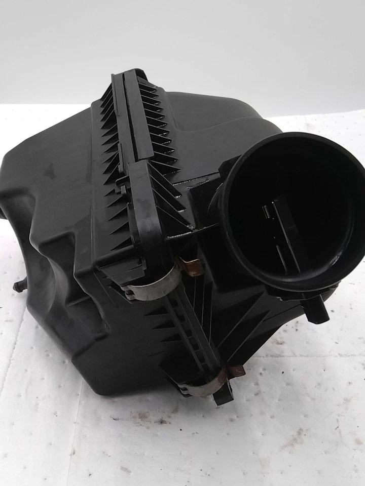 Conjunto de filtro de aire usado se adapta a: Mazda CX-9 2012 grado A Foto 3 de 4